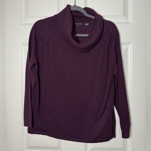 JEANNE PIERRE Deep Purple Turtleneck Sweater
Size Medium Women’s
